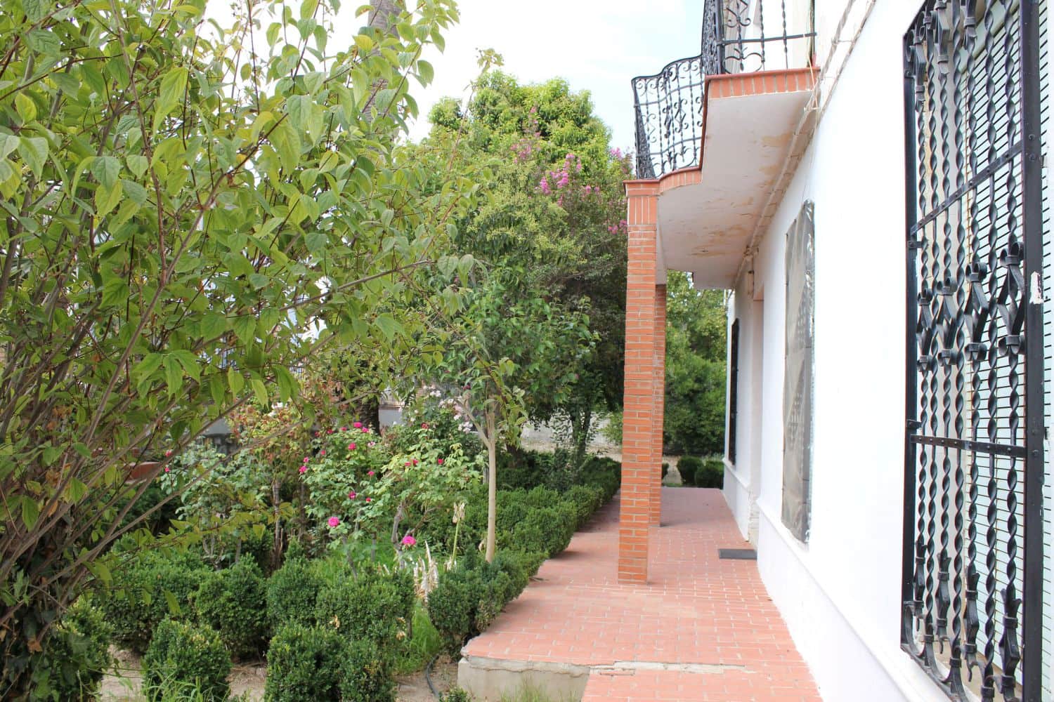 7 soverom Hus til salgs i Restabal med garasje - € 450 000 (Ref: 9790785)