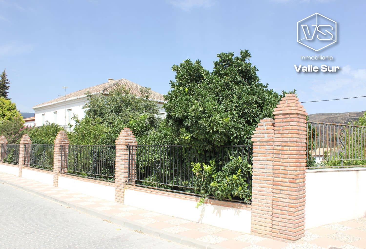 7 soverom Hus til salgs i Restabal med garasje - € 450 000 (Ref: 9790785)