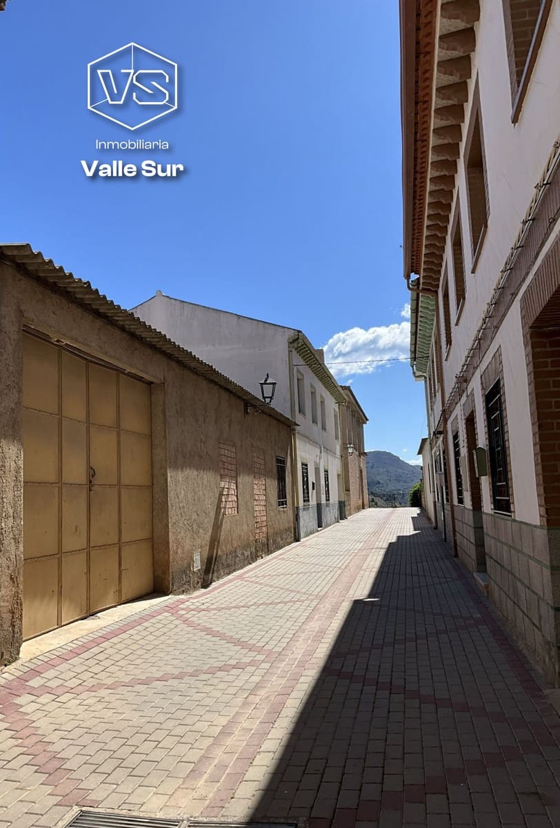 Garage for sale in Chite - € 57,000 (Ref: 9796202)