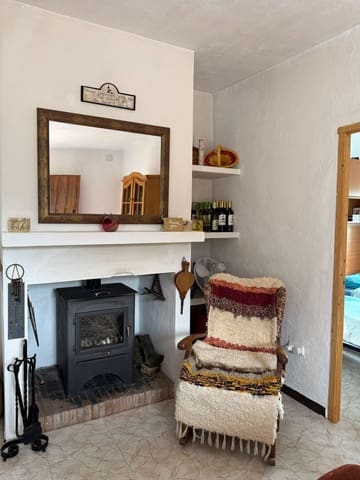 2 makuuhuone Maalaistalo myytävänä paikassa Albuñuelas - 140 000 € (Ref: 9806239)