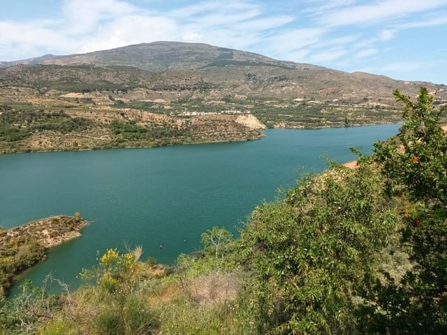 Grunde uden byggetilladelser til salg i Pinos del Valle, El Pinar - € 42.500 (Ref: 9830882)