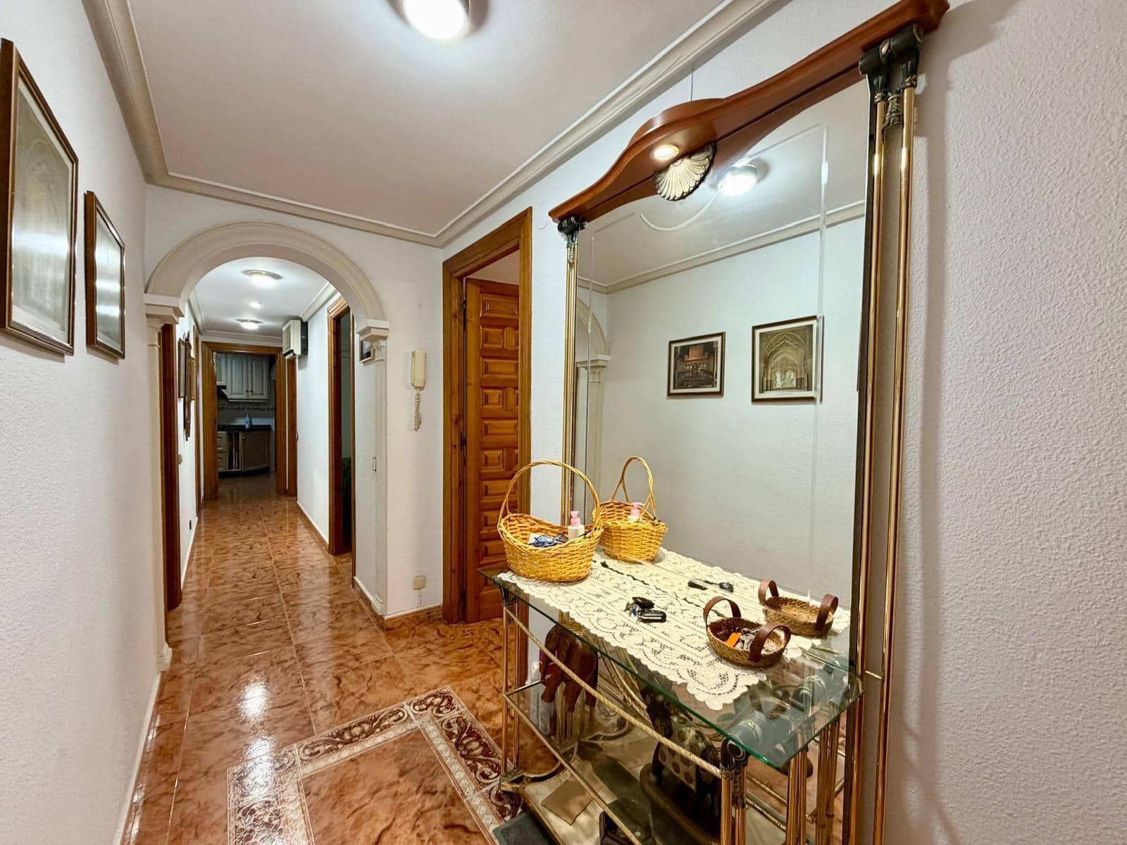 3 slaapkamer Flat te koop in Aguadulce (Almeria) met garage - € 450.000 (Ref: 10011567)