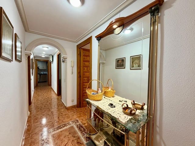3 slaapkamer Flat te koop in Aguadulce (Almeria), Roquetas de Mar met garage - € 450.000 (Ref: 10011567)