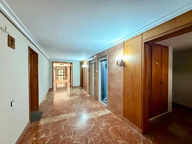 3 slaapkamer Flat te koop in Aguadulce (Almeria), Roquetas de Mar met garage - € 450.000 (Ref: 10011567)
