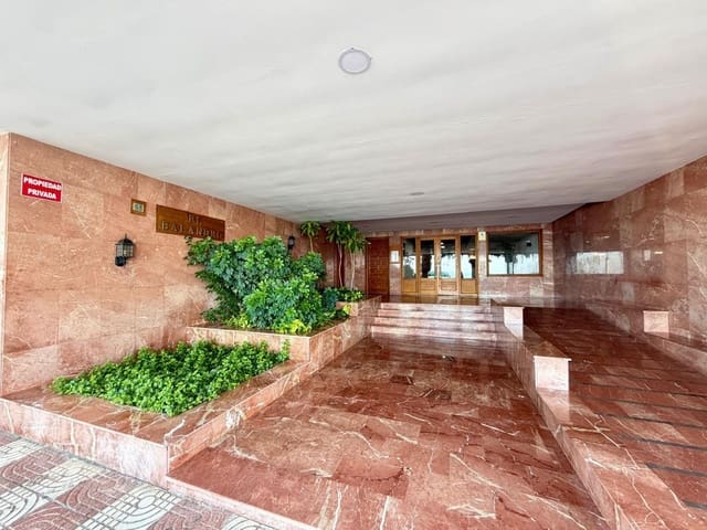 3 slaapkamer Flat te koop in Aguadulce (Almeria), Roquetas de Mar met garage - € 450.000 (Ref: 10011567)