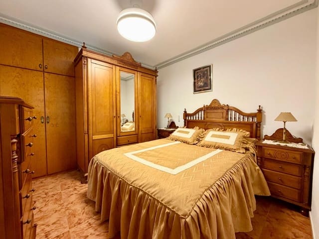 3 slaapkamer Flat te koop in Aguadulce (Almeria), Roquetas de Mar met garage - € 450.000 (Ref: 10011567)
