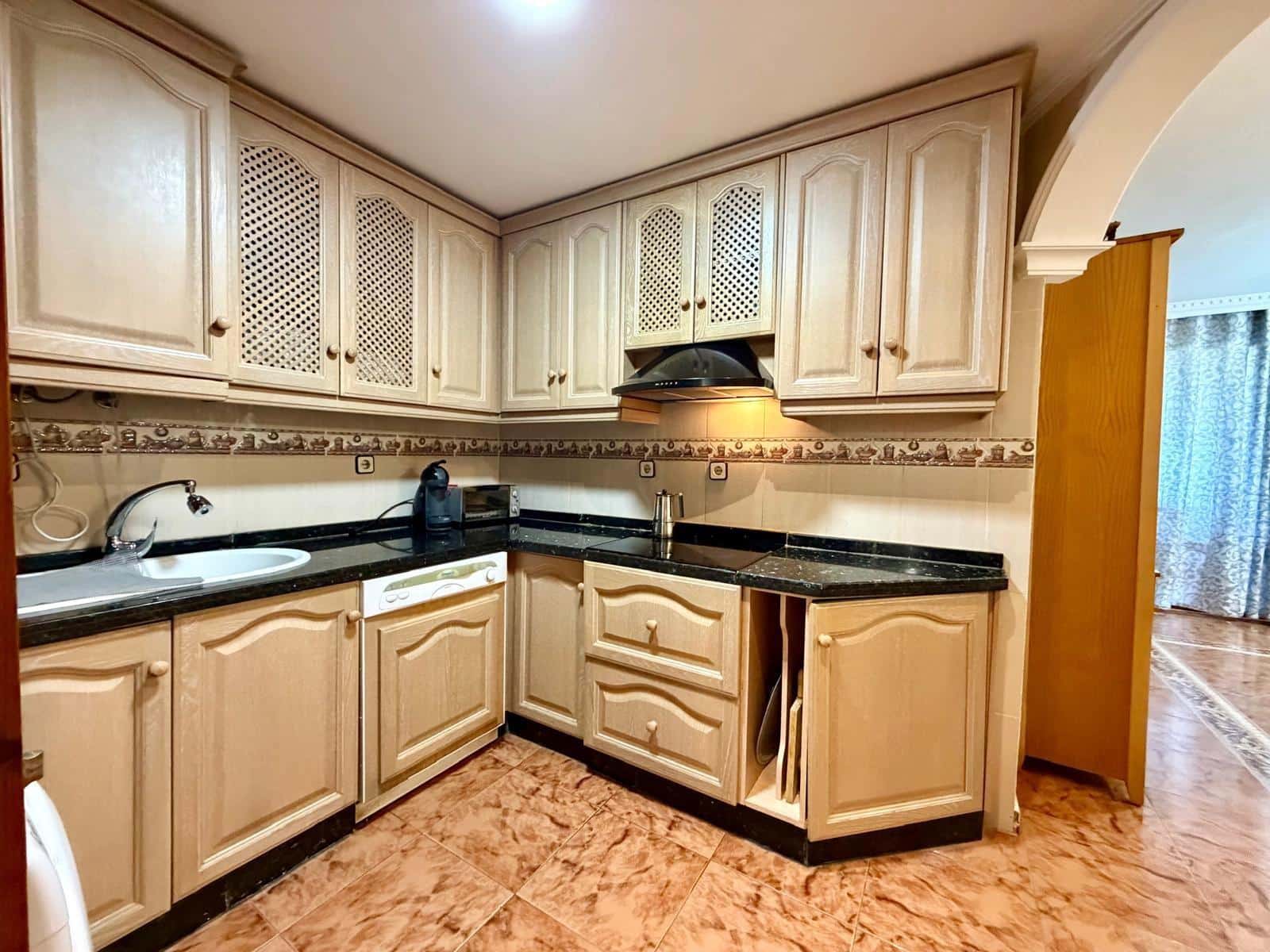 3 slaapkamer Flat te koop in Aguadulce (Almeria) met garage - € 450.000 (Ref: 10011567)