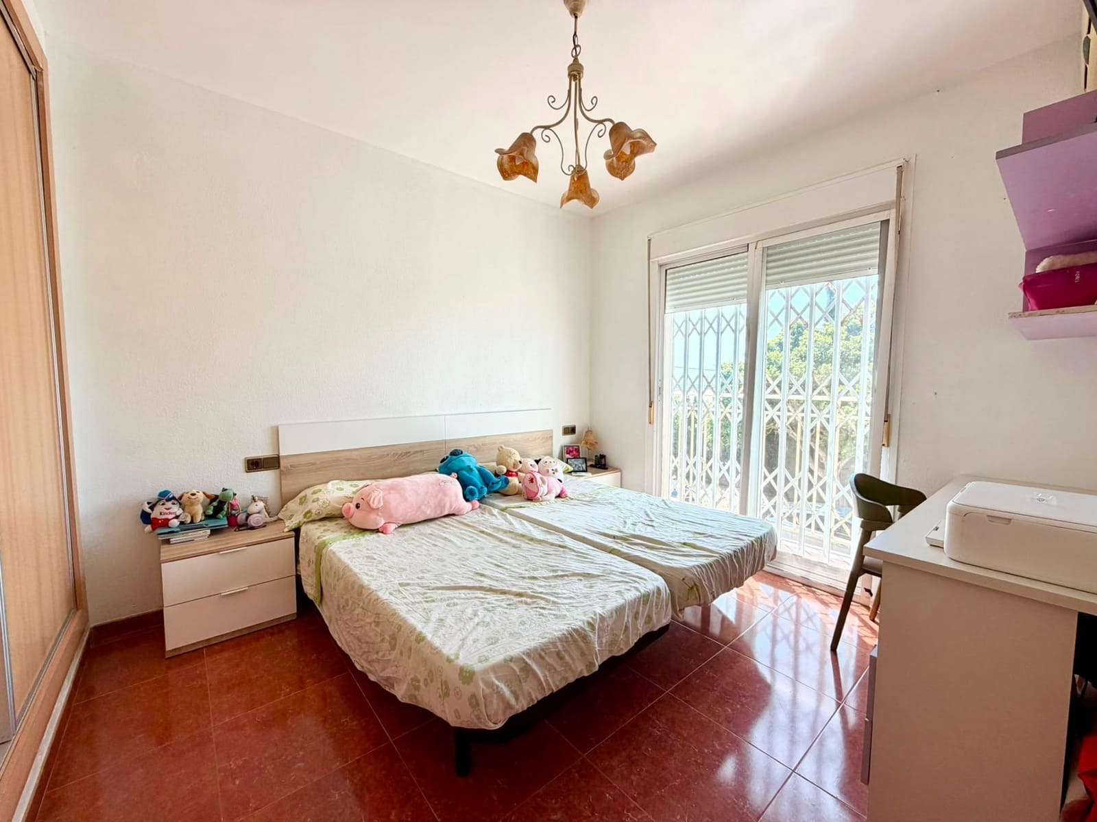 4 bedroom Terraced Villa for sale in Roquetas de Mar with garage - € 157,000 (Ref: 10013102)