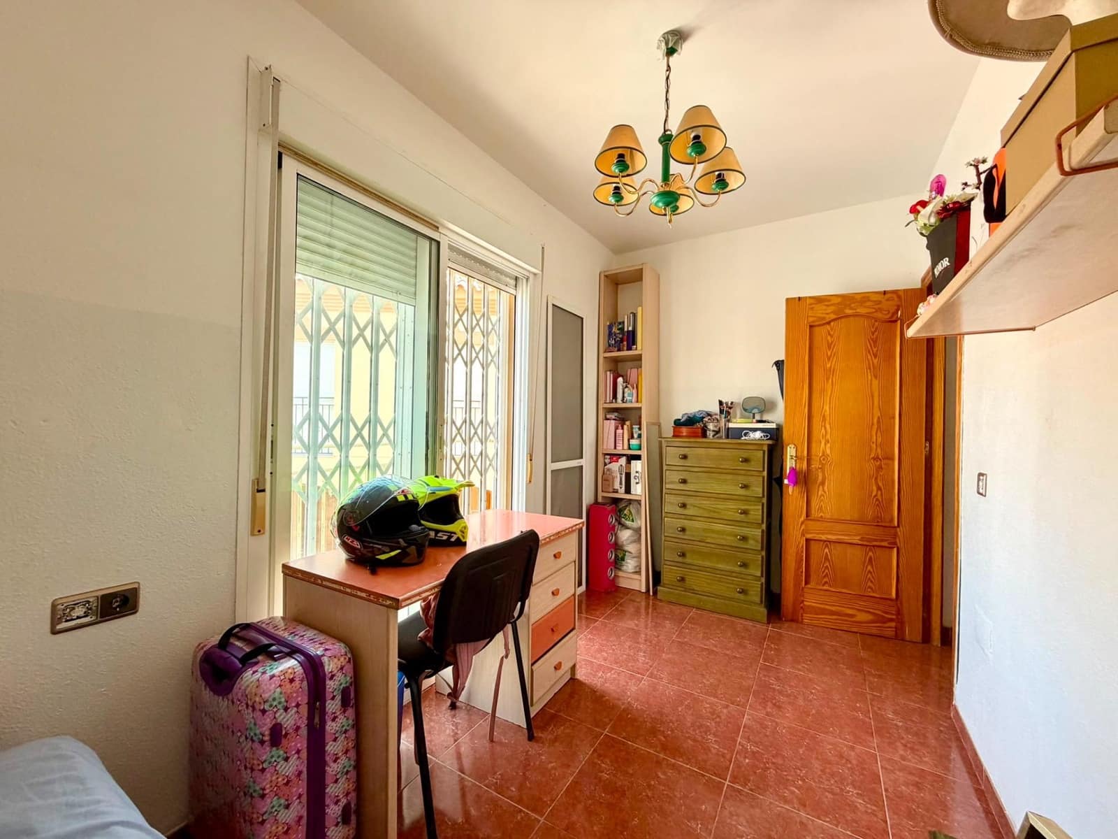 4 bedroom Terraced Villa for sale in Roquetas de Mar with garage - € 157,000 (Ref: 10013102)