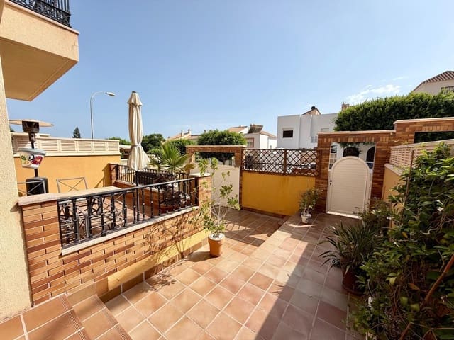 4 makuuhuone Rivitalo vuokrattavana paikassa Aguadulce (Almeria), Roquetas de Mar mukana uima-altaan - 1 200 € (Ref: 10021039)