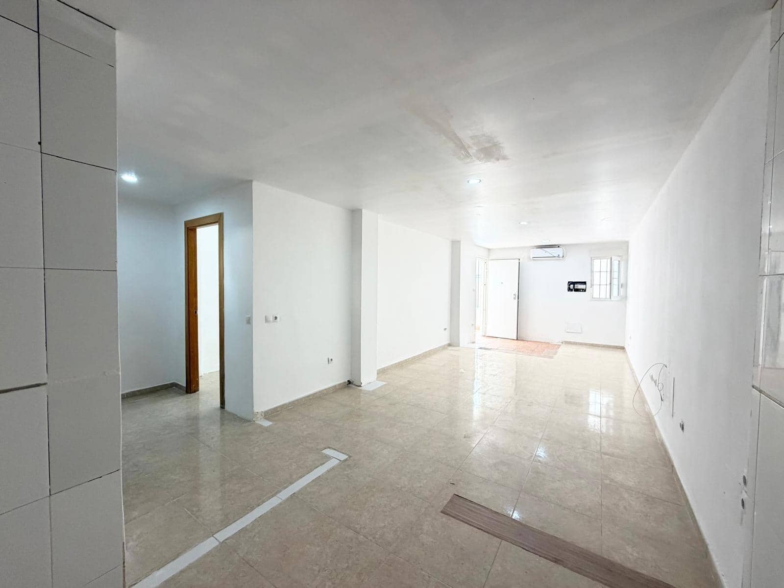 2 makuuhuone Asunto myytävänä paikassa Aguadulce (Almeria) - 95 000 € (Ref: 10024298)