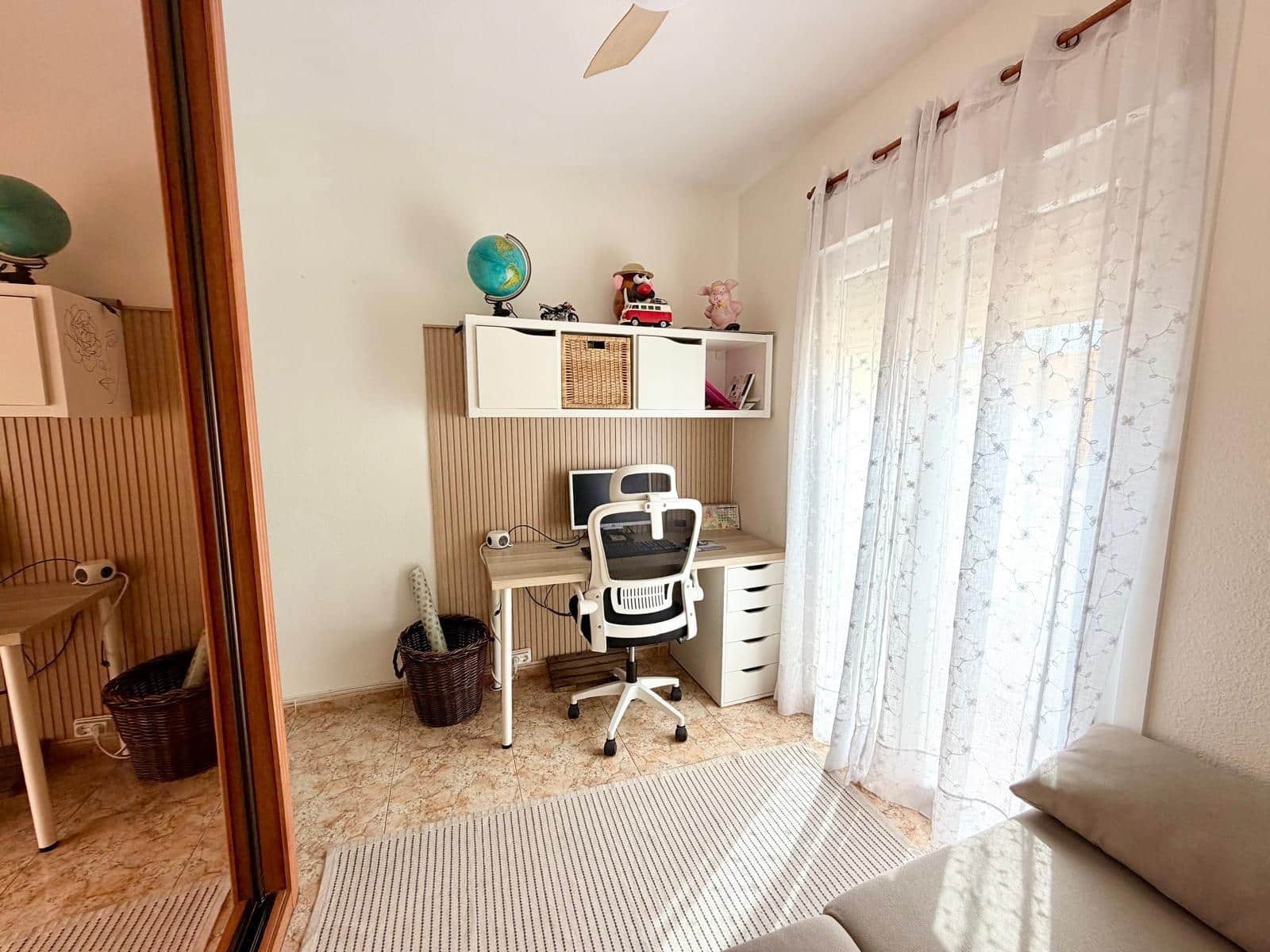 Adosado de 4 habitaciones en Huércal de Almería en venta con garaje - 295.000 € (Ref: 10031739)