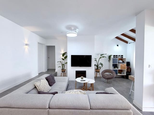 3 chambre Villa/Maison à vendre à Aguadulce (Almeria), Roquetas de Mar avec piscine - 399 000 € (Ref: 10047470)