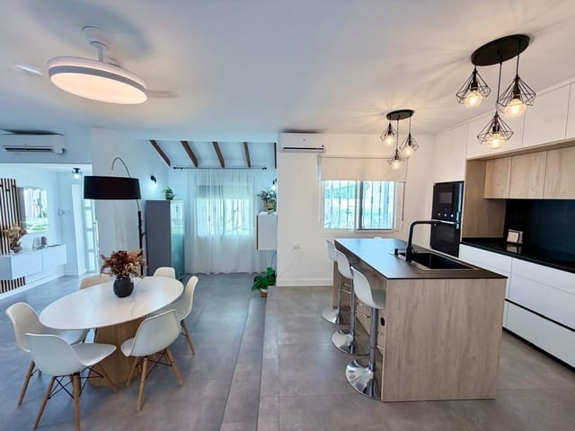 3 chambre Villa/Maison à vendre à Aguadulce (Almeria), Roquetas de Mar avec piscine - 399 000 € (Ref: 10047470)