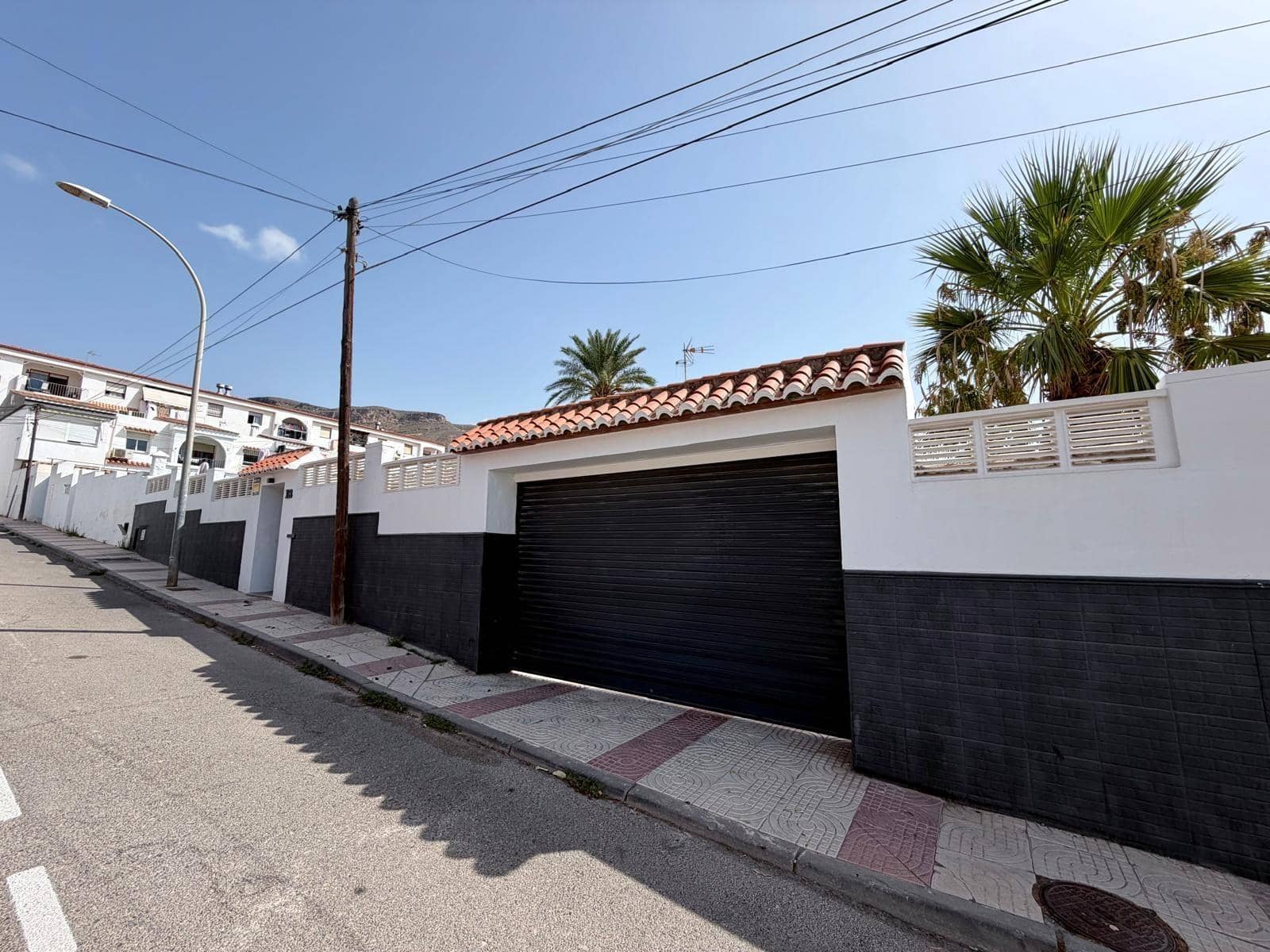 3 chambre Villa/Maison à vendre à Aguadulce (Almeria) avec piscine - 399 000 € (Ref: 10047470)