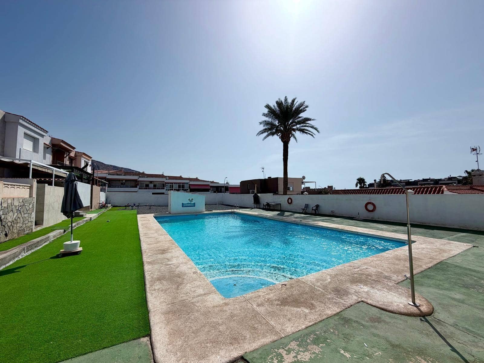 3 chambre Villa/Maison à vendre à Aguadulce (Almeria) avec piscine - 399 000 € (Ref: 10047470)
