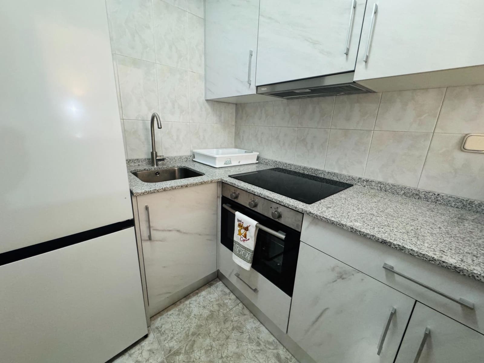 1 quarto Apartamento para arrendar em Almeria cidade - 800 € (Ref: 10115778)