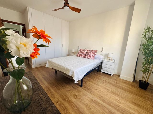 1 quarto Apartamento para arrendar em Almeria cidade - 800 € (Ref: 10115778)