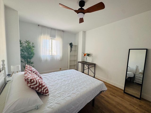 1 quarto Apartamento para arrendar em Almeria cidade - 800 € (Ref: 10115778)