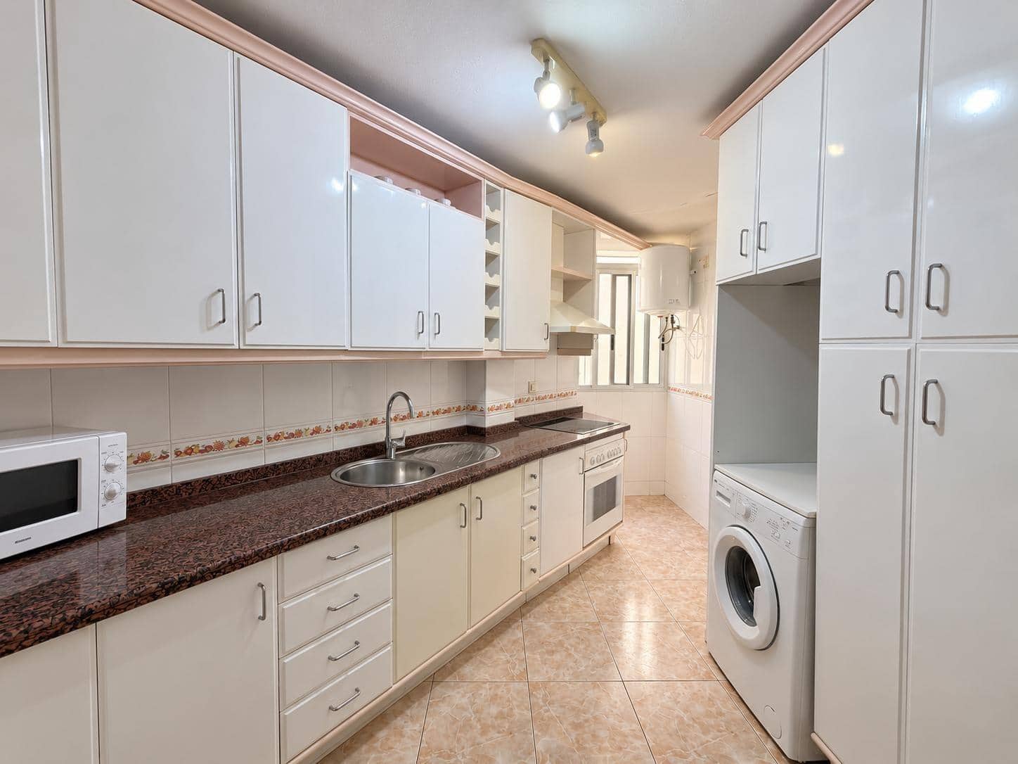 3 quarto Apartamento para venda em Almeria cidade - 125 000 € (Ref: 10115779)