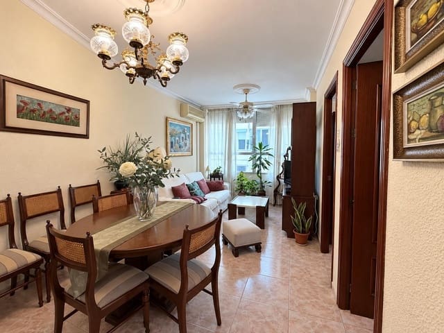 3 quarto Apartamento para venda em Centro, Almeria cidade - 125 000 € (Ref: 10115779)