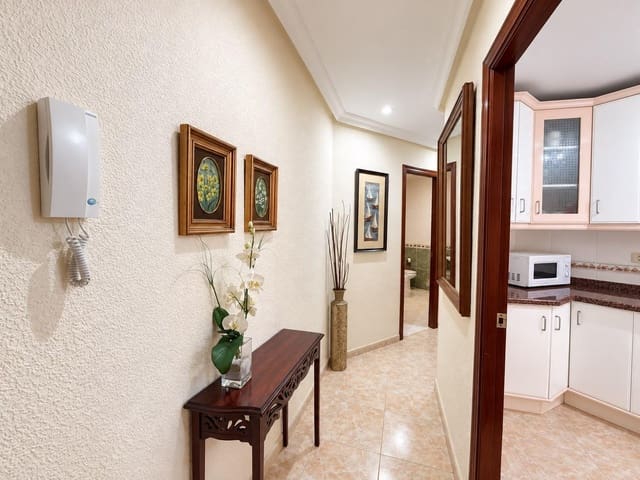3 quarto Apartamento para venda em Centro, Almeria cidade - 125 000 € (Ref: 10115779)