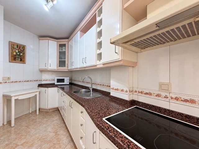 3 quarto Apartamento para venda em Centro, Almeria cidade - 125 000 € (Ref: 10115779)