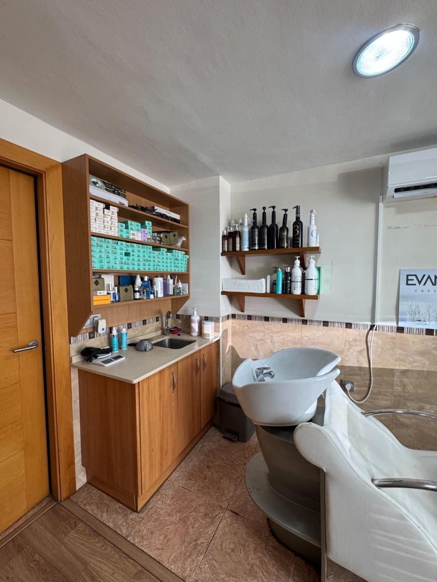 Commerciale in vendita in Almeria citta - 65.000 € (Rif: 10120046)