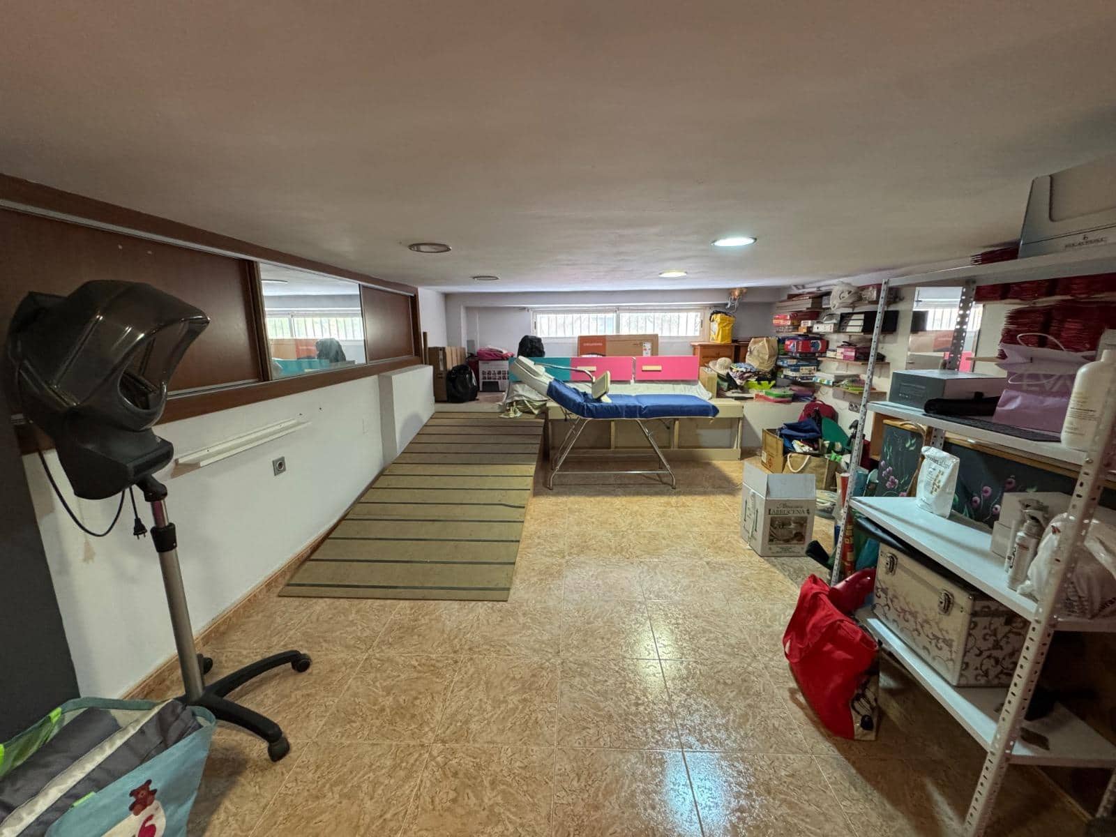 Commerciale in vendita in Almeria citta - 65.000 € (Rif: 10120046)