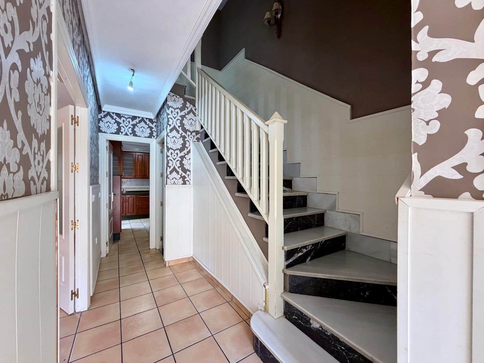 4 bedroom Terraced Villa for sale in Aguadulce (Almeria) with pool garage - € 354,000 (Ref: 10162341)