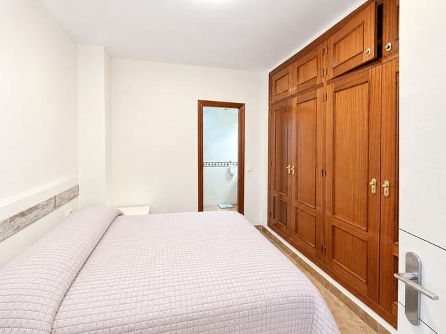 1 chambre Appartement à vendre à El Parador de las Hortichuelas, Roquetas de Mar - 75 000 € (Ref: 10162342)