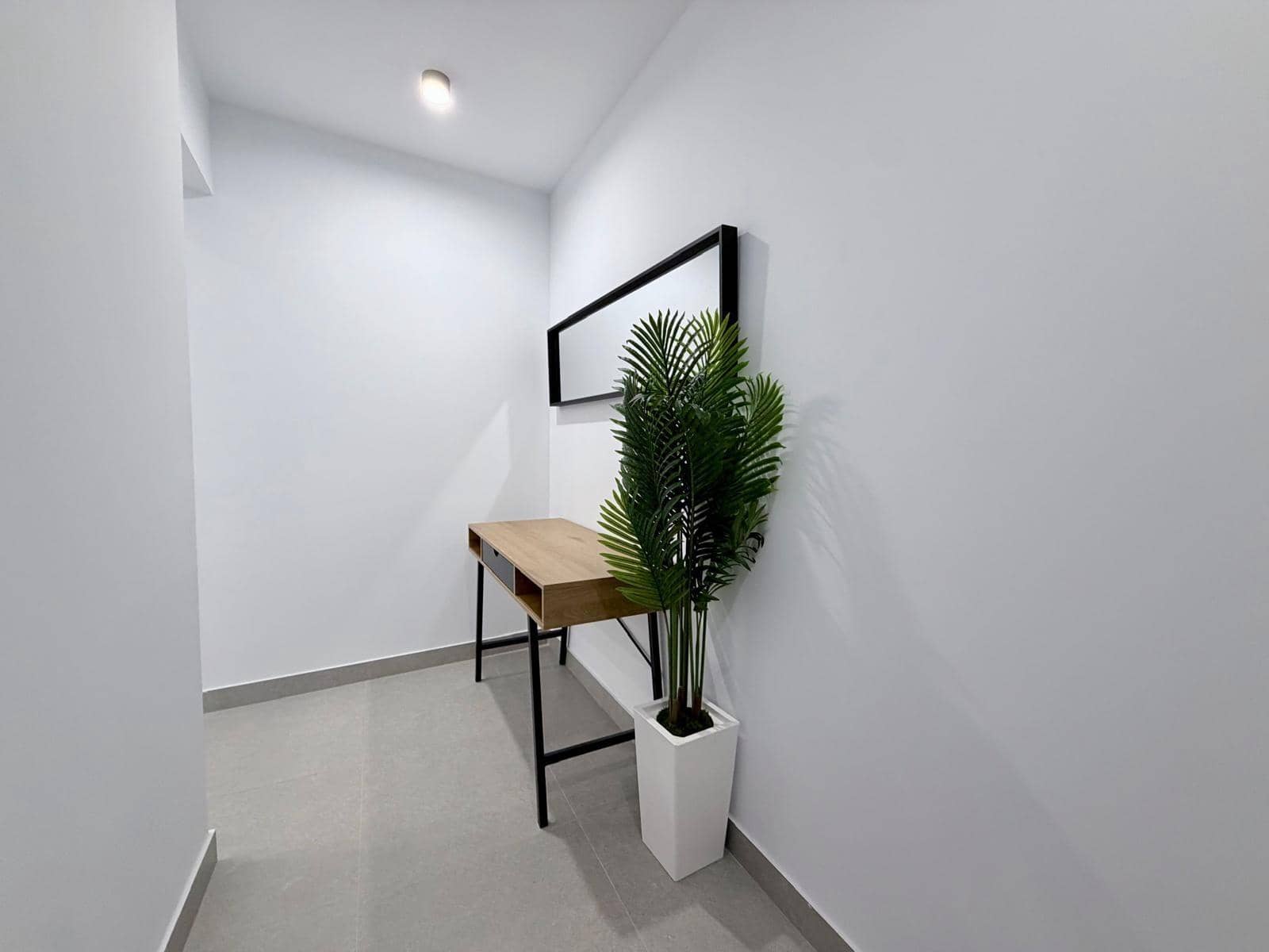 3 bedroom Flat for rent in Almeria city with garage - € 1,100 (Ref: 10166804)