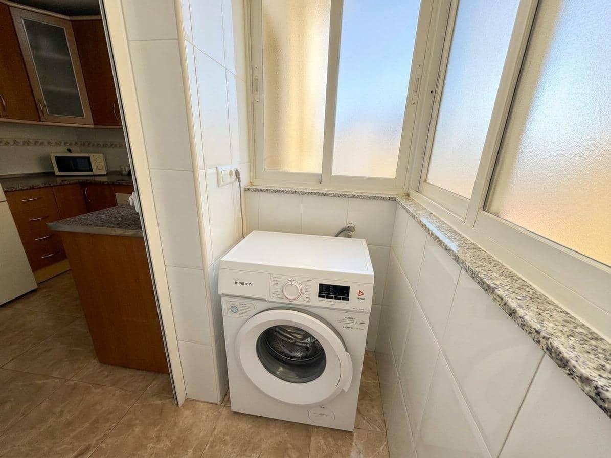 3 Zimmer Wohnung zu verkaufen in Almeria Stadt - 190.000 € (Ref: 10168607)