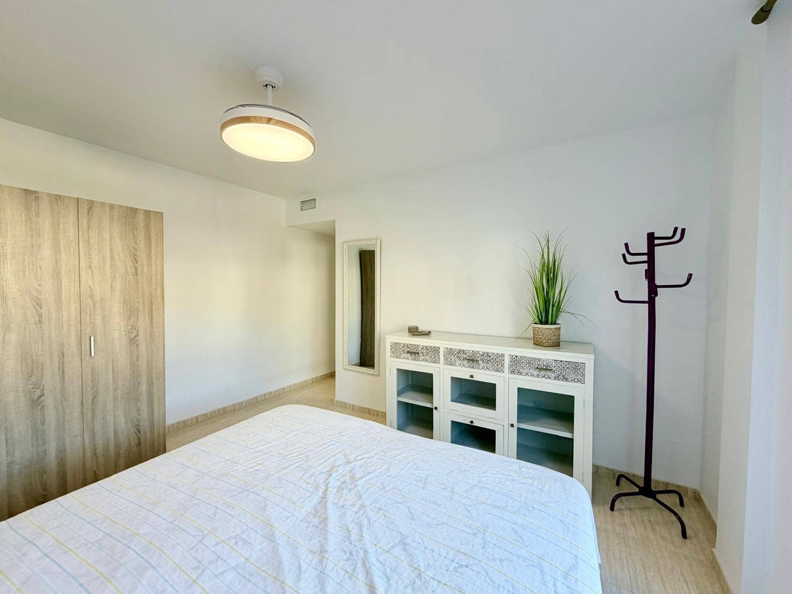 3 soveværelse Lejlighed til leje i Aguadulce (Almeria) - € 850 (Ref: 10171863)