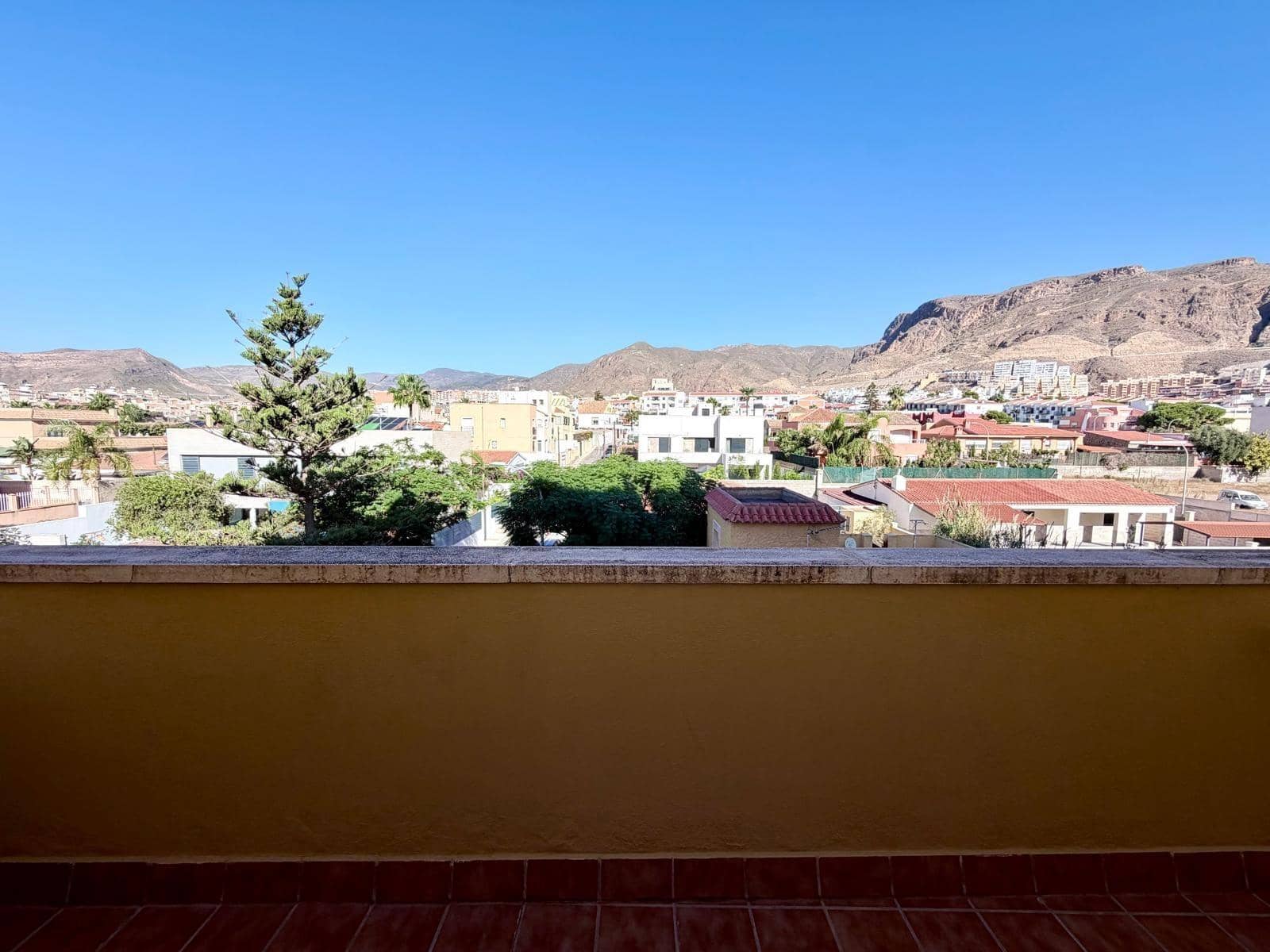 3 soveværelse Lejlighed til leje i Aguadulce (Almeria) - € 850 (Ref: 10171863)