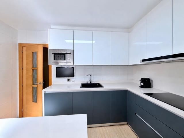 Ático de 3 habitaciones en Aguadulce (Almeria), Roquetas de Mar en alquiler con piscina garaje - 950 € (Ref: 10183049)