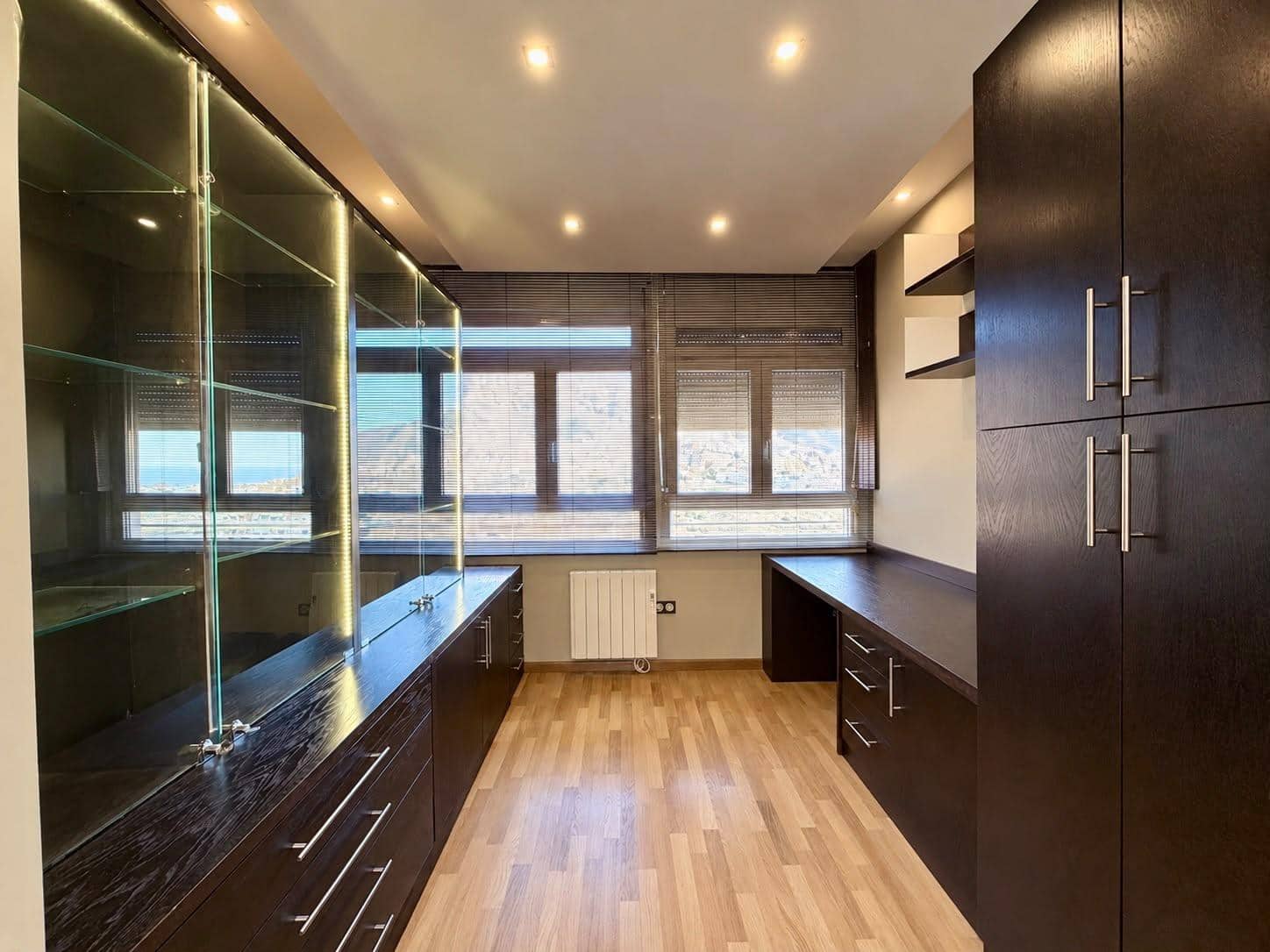 Ático de 3 habitaciones en Aguadulce (Almeria) en alquiler con piscina garaje - 950 € (Ref: 10183049)