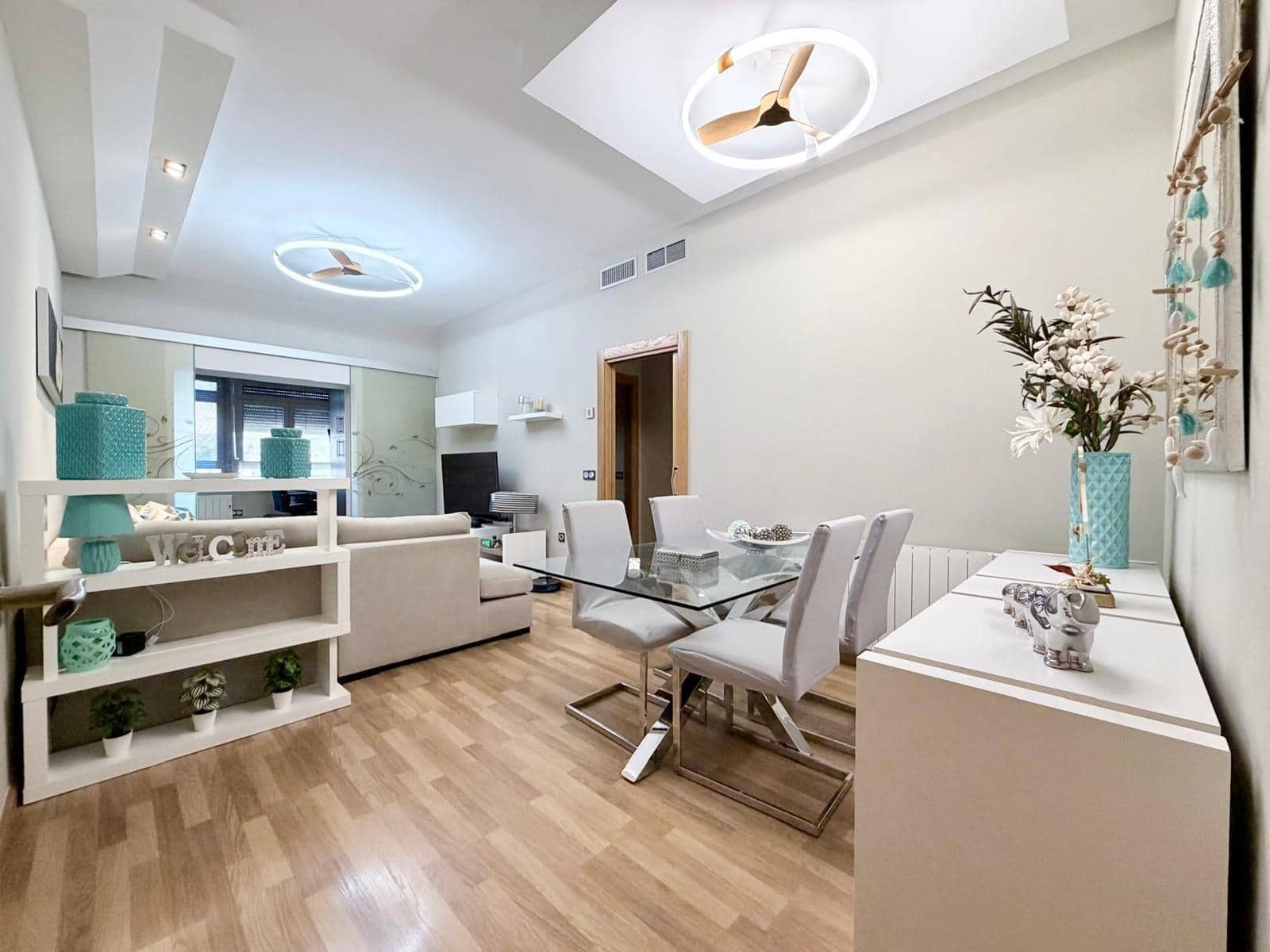 Ático de 3 habitaciones en Aguadulce (Almeria) en alquiler con piscina garaje - 950 € (Ref: 10183049)