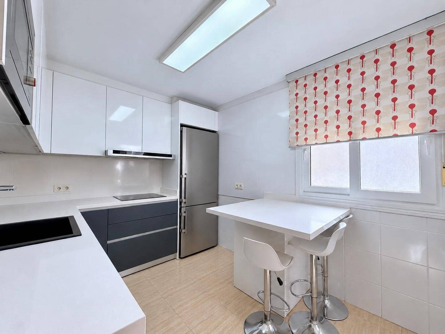 Ático de 3 habitaciones en Aguadulce (Almeria) en alquiler con piscina garaje - 950 € (Ref: 10183049)