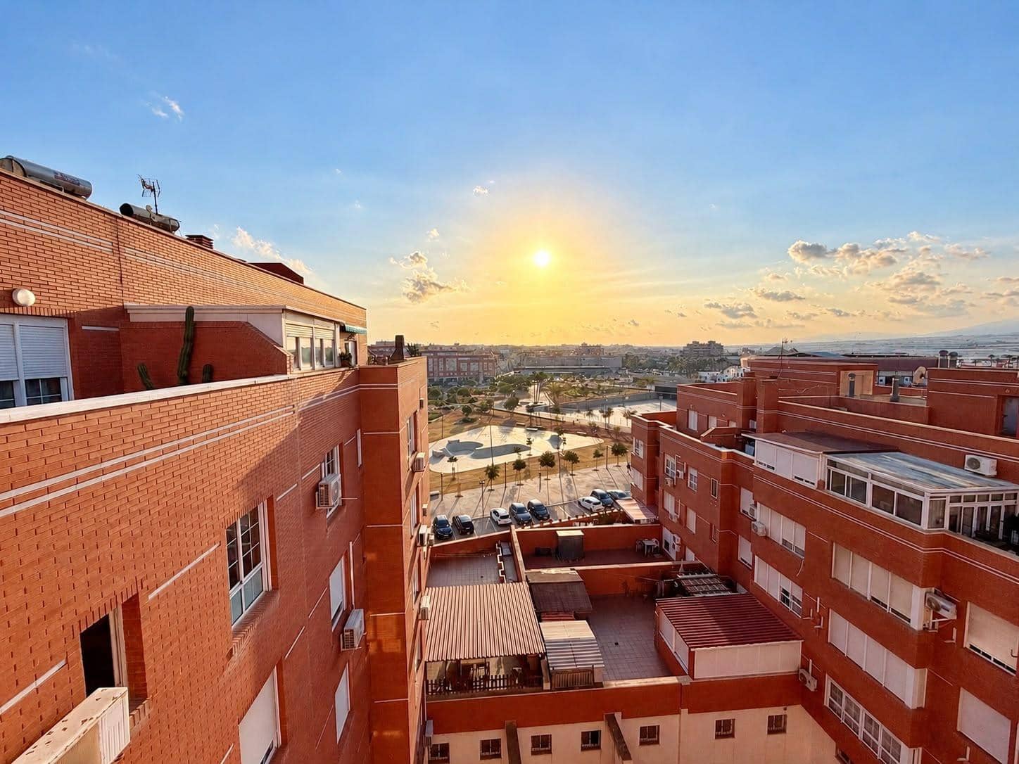 3 Zimmer Penthouse zu verkaufen in Roquetas de Mar mit Garage - 280.000 € (Ref: 10185084)