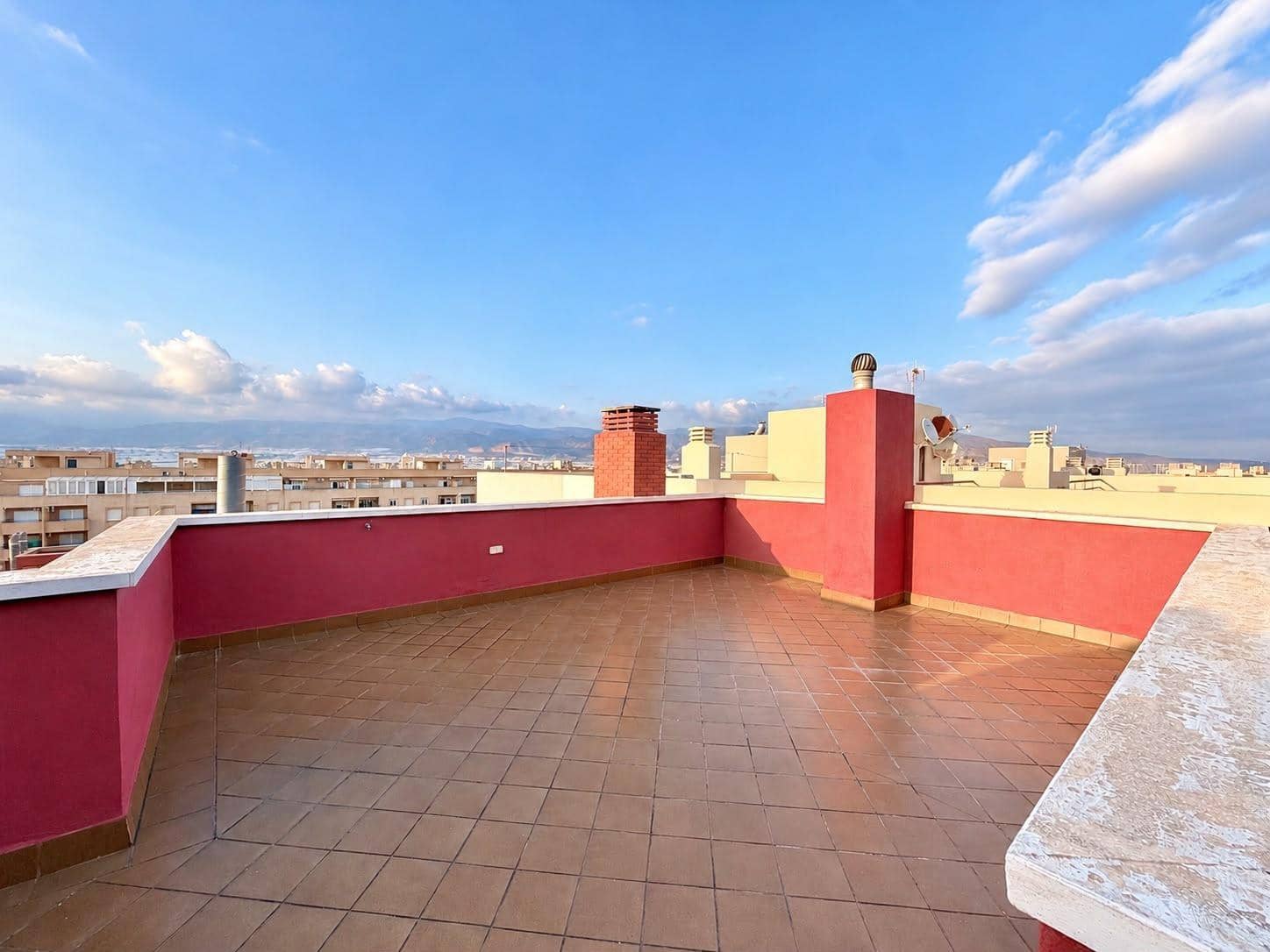 3 Zimmer Penthouse zu verkaufen in Roquetas de Mar mit Garage - 280.000 € (Ref: 10185084)