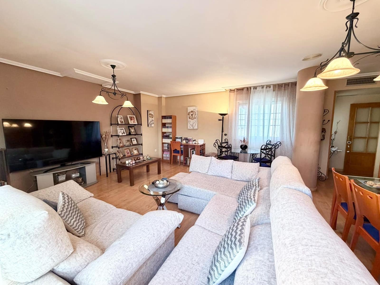 3 Zimmer Penthouse zu verkaufen in Roquetas de Mar mit Garage - 280.000 € (Ref: 10185084)