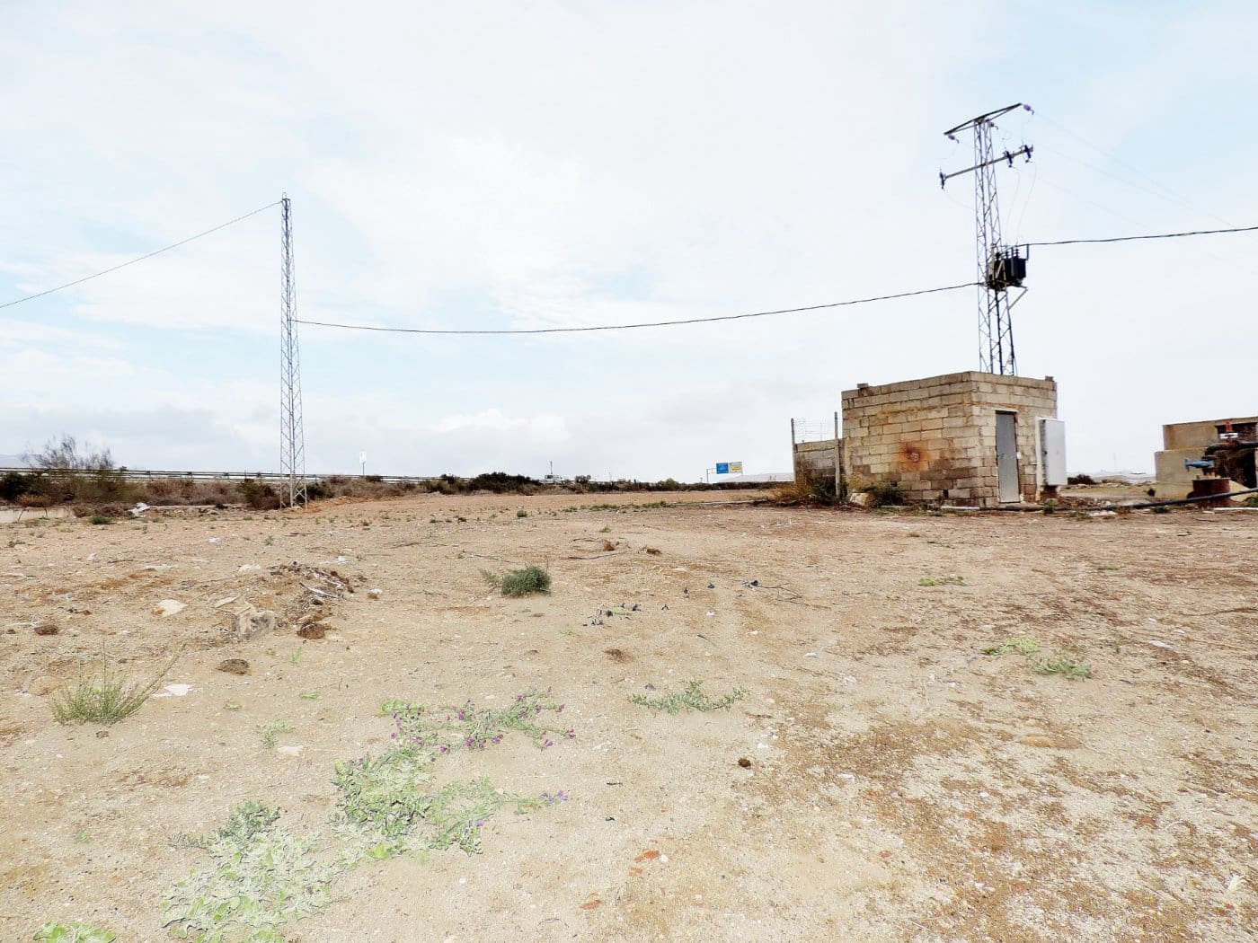 Byggegrund til leje i Almeria by - € 925 (Ref: 7130295)