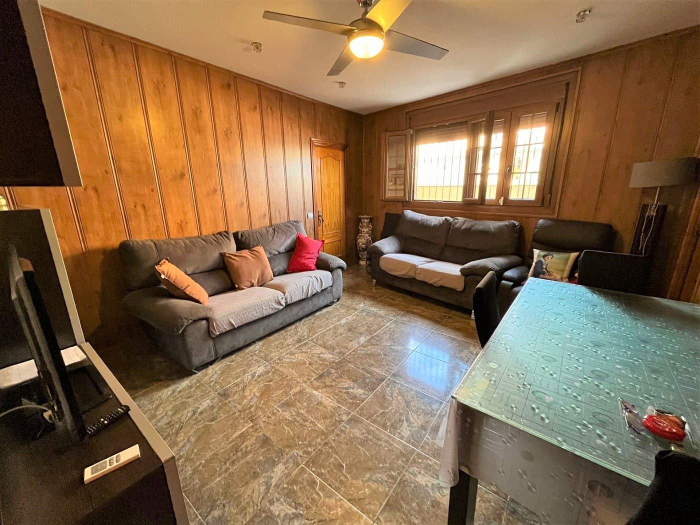 4 soveværelse Villa til salg i Roquetas de Mar med garage - € 210.000 (Ref: 7152989)