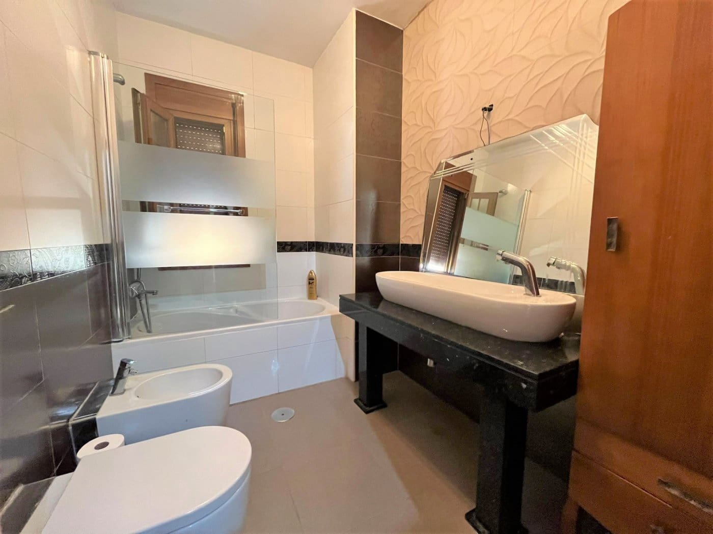 4 soveværelse Villa til salg i Roquetas de Mar med garage - € 210.000 (Ref: 7152989)