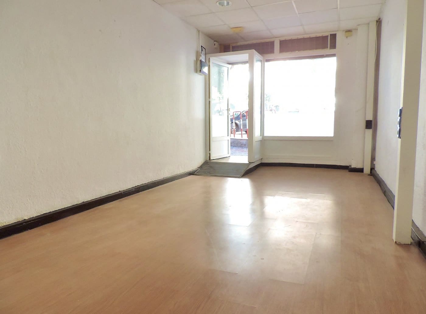 Erhverv til salg i Almeria by - € 45.000 (Ref: 7251874)