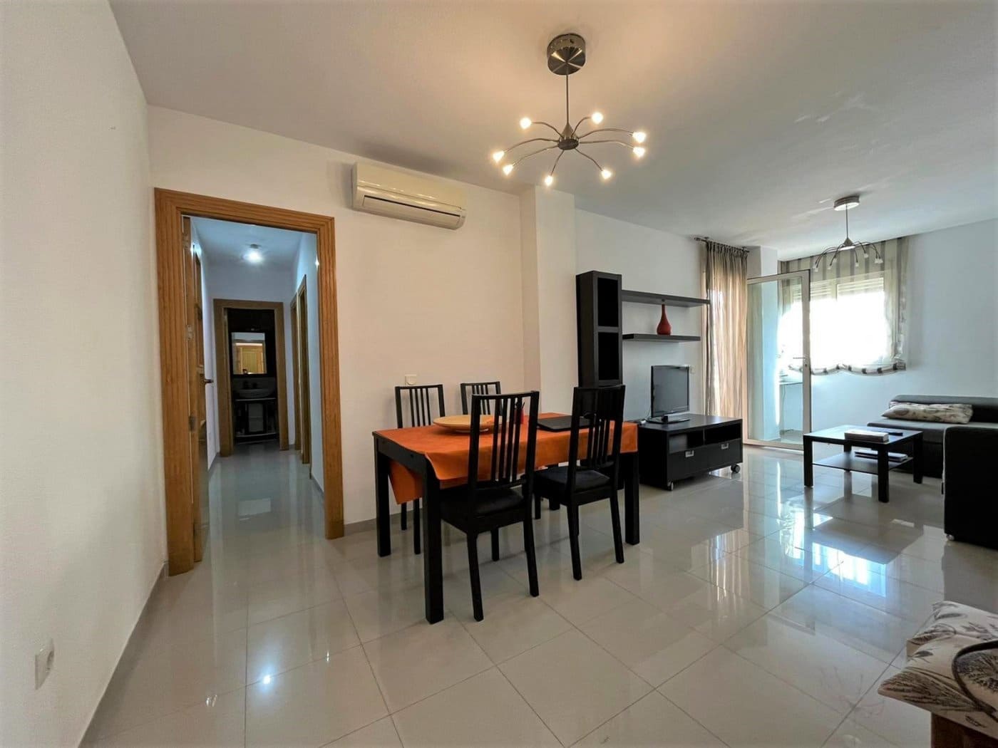 2 slaapkamer Flat voor vakantieverhuur in Aguadulce (Almeria) met zwembad - € 850 (Ref: 7508044)