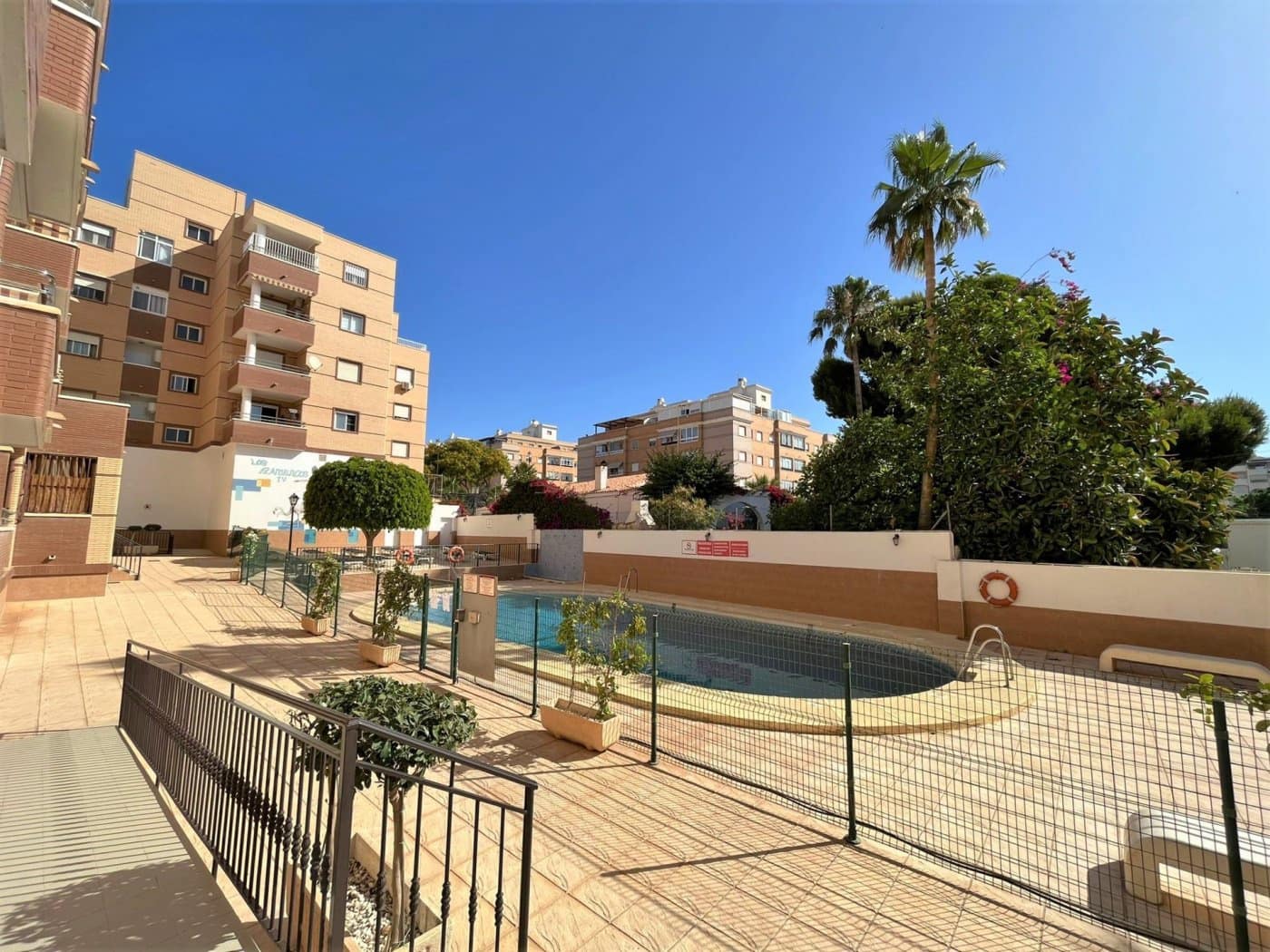 2 slaapkamer Flat voor vakantieverhuur in Aguadulce (Almeria) met zwembad - € 850 (Ref: 7508044)