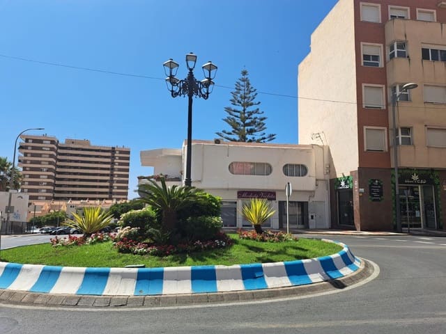 5 soverom Hus til salgs i Aguadulce (Almeria), Roquetas de Mar - € 333 000 (Ref: 7728951)