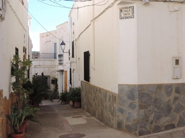 4 makuuhuone Omakotitalo myytävänä paikassa Canjáyar - 44 000 € (Ref: 7836823)